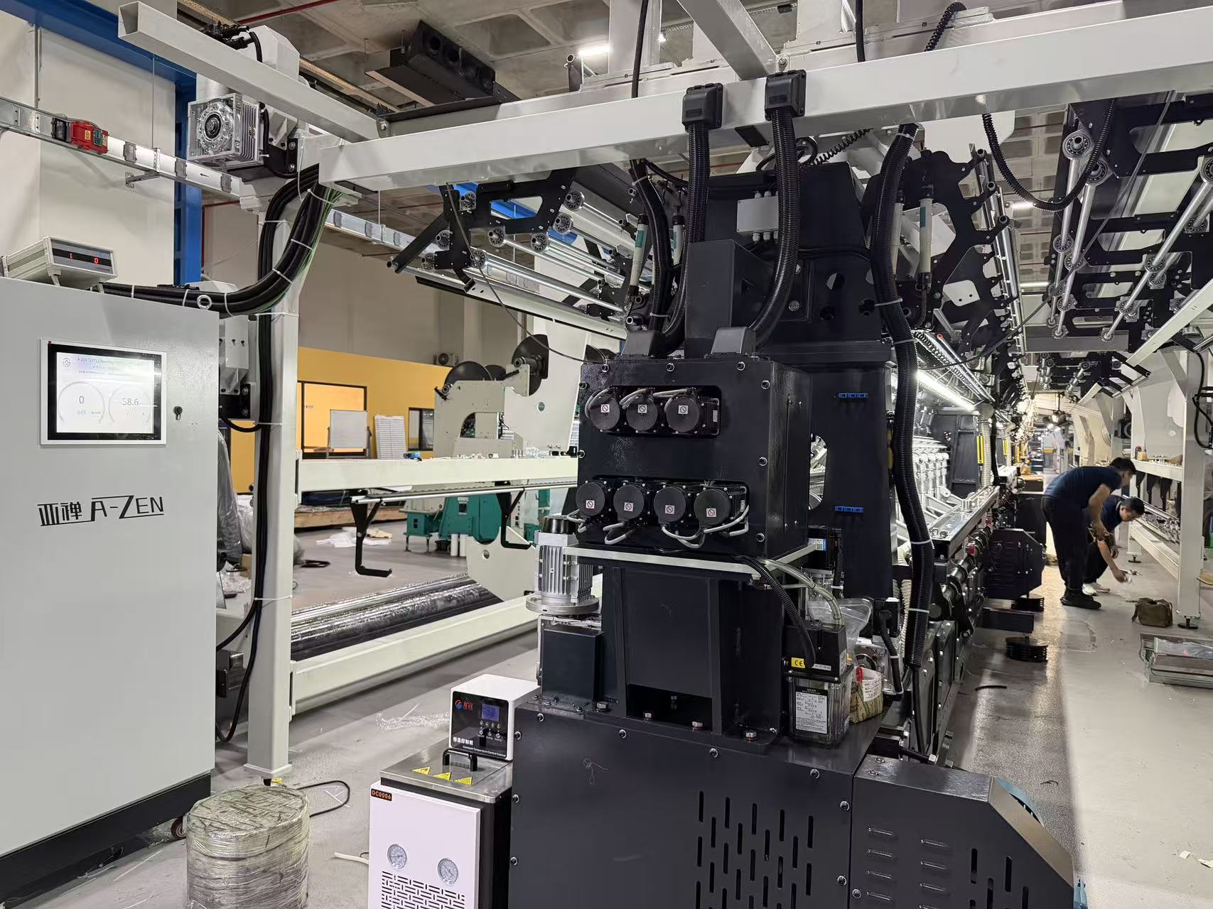 A-ZEN Double-needle Bar Warp Knitting Machines